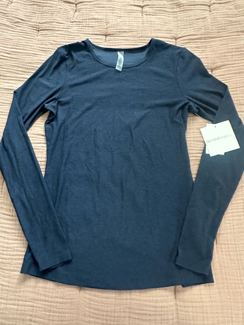 Beyond Yoga Long Sleeve Top Navy Blue Size Medium NWT
